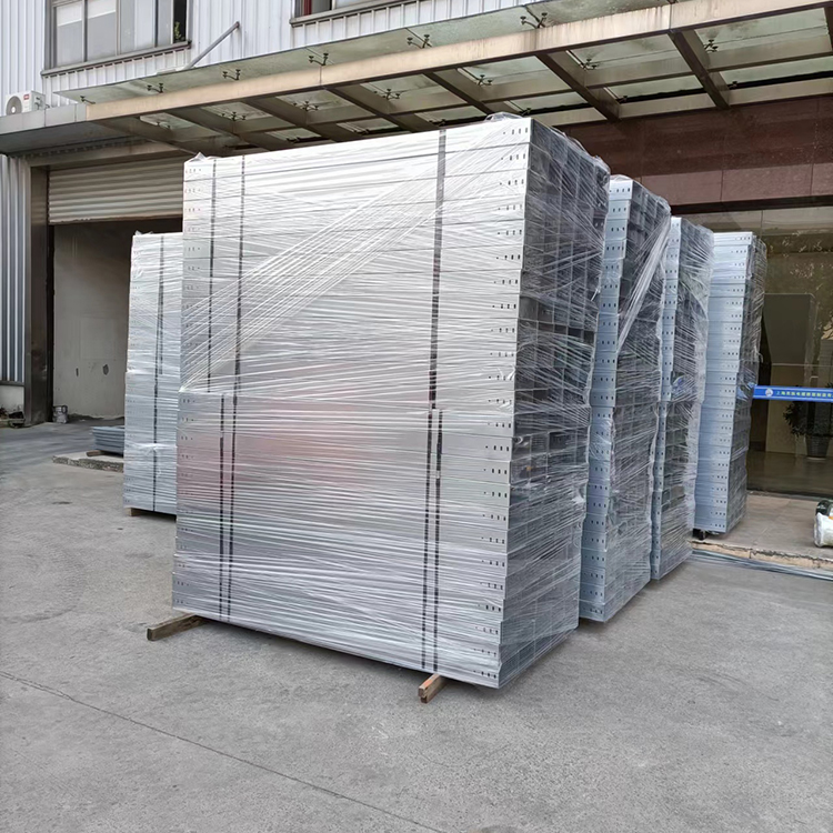 鋁合金草莓视频直播APP下载長距離運輸時的情況